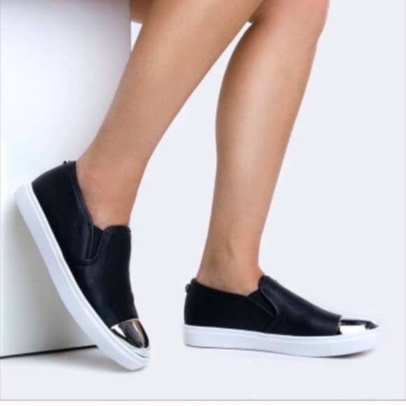 steve madden cap toe